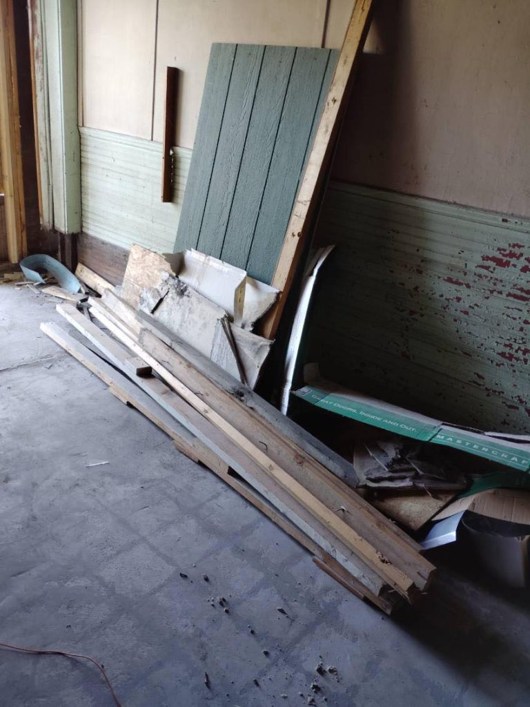 Before / After – Garage Cleanup - before